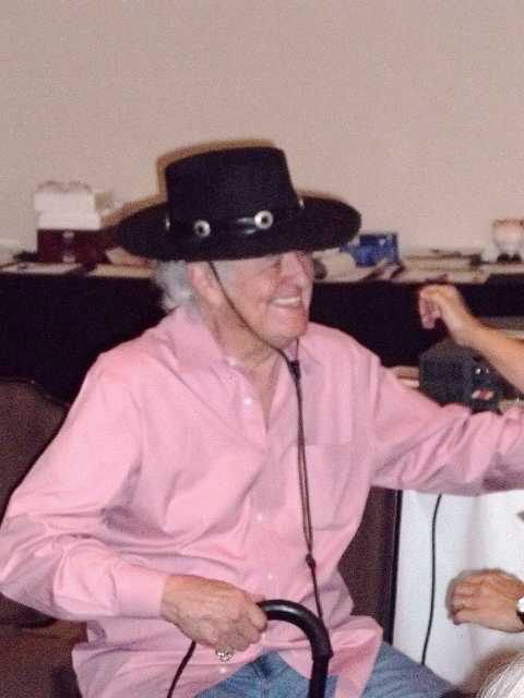 Mano's Hat